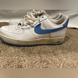 Vintage Nike AF1 University Blue size 11.  Good condition, free shipping